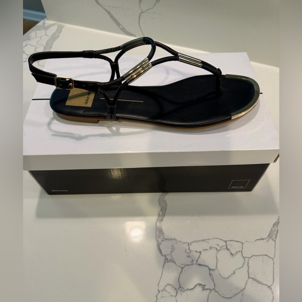 BRAND NEW Dolce Vita Marly Flat Sandals in BLACK, Women’s SIZE 9 - Picture 6 of 10